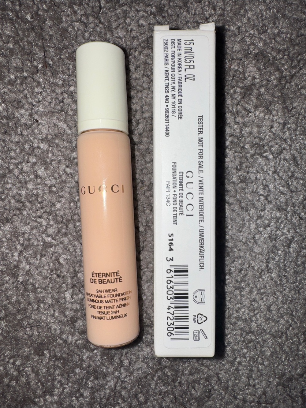 Gucci 24 Hour Wear breathable luminous finish Foundation Fair 134C .5OZ $39MSRP